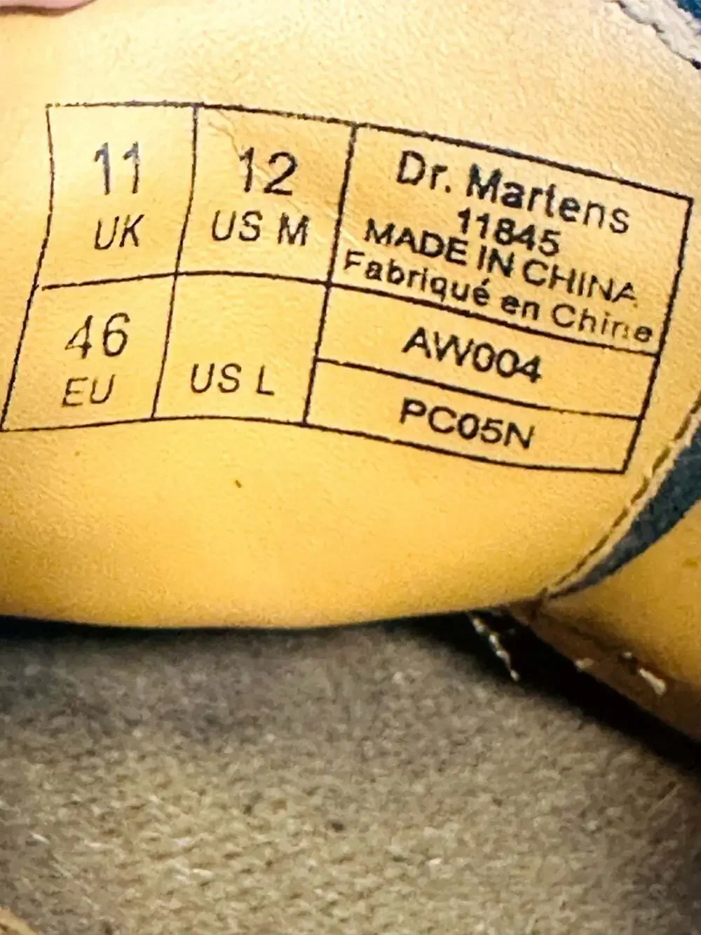 DR. MARTENS 3989 Yellow Stitch Smooth Leather Brogue Shoes Size 12 Black Oxford